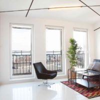 the idea of ​​a bright interior studio apartment 26 square meters photo