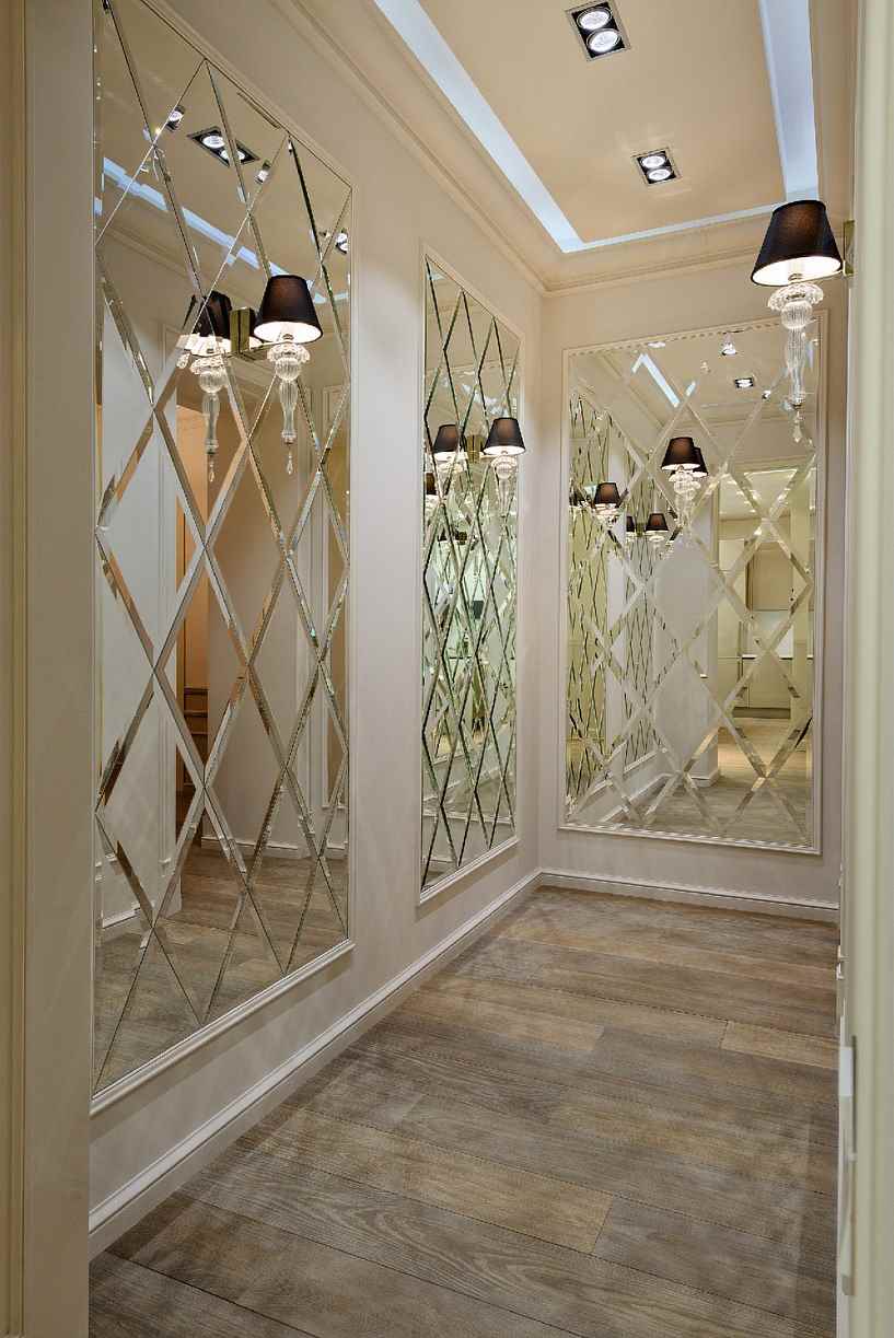 the idea of ​​a beautiful design of the hallway with mirrors