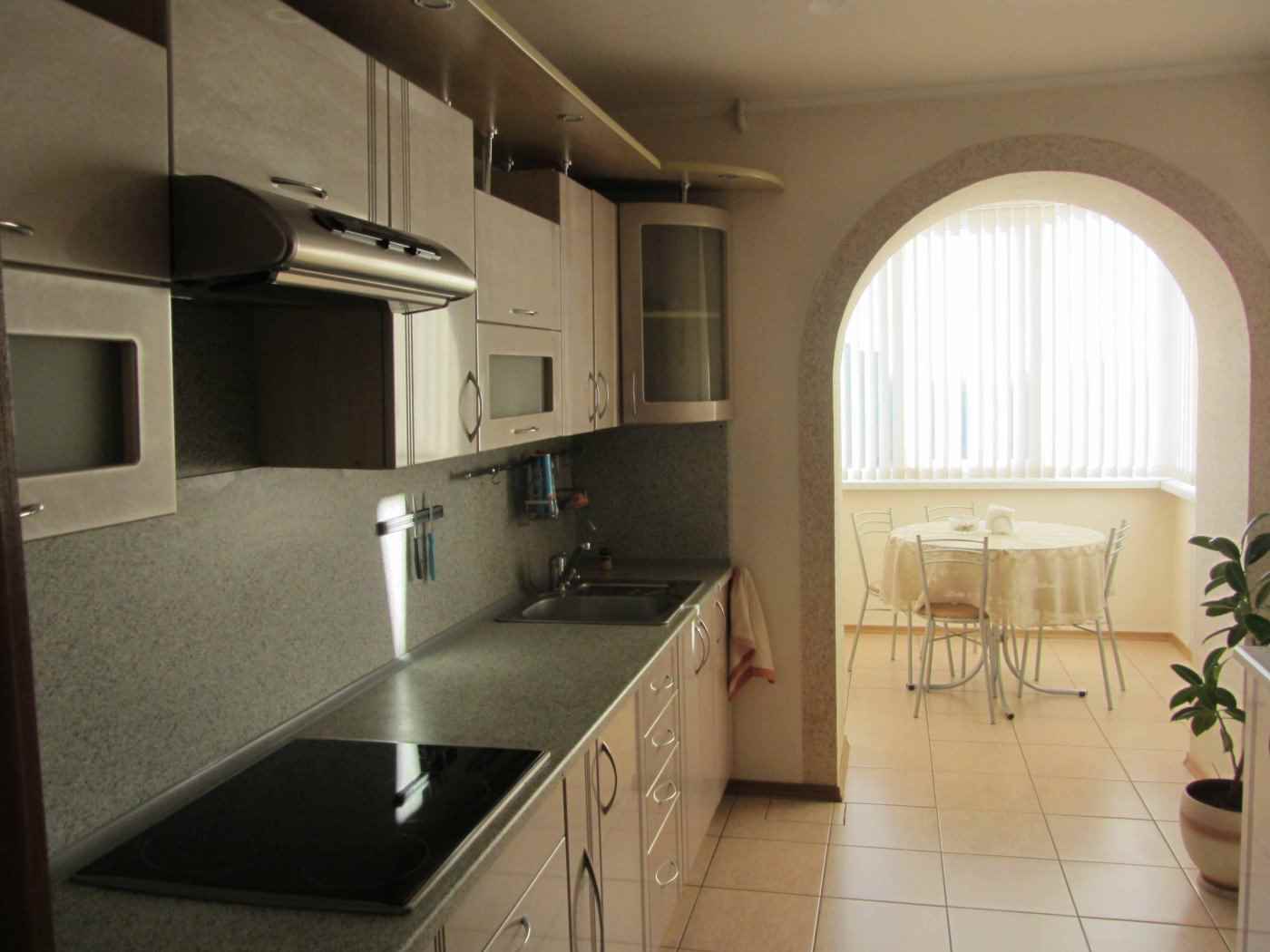 variant of the unusual design of the kitchen 13 sq.m