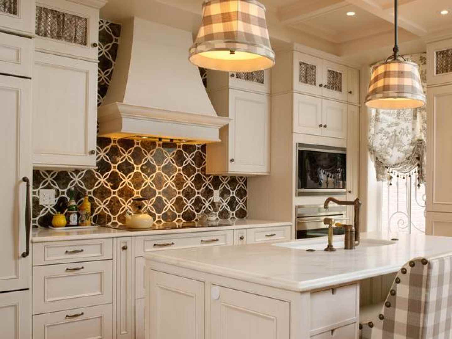 version of a beautiful classic style kitchen decor