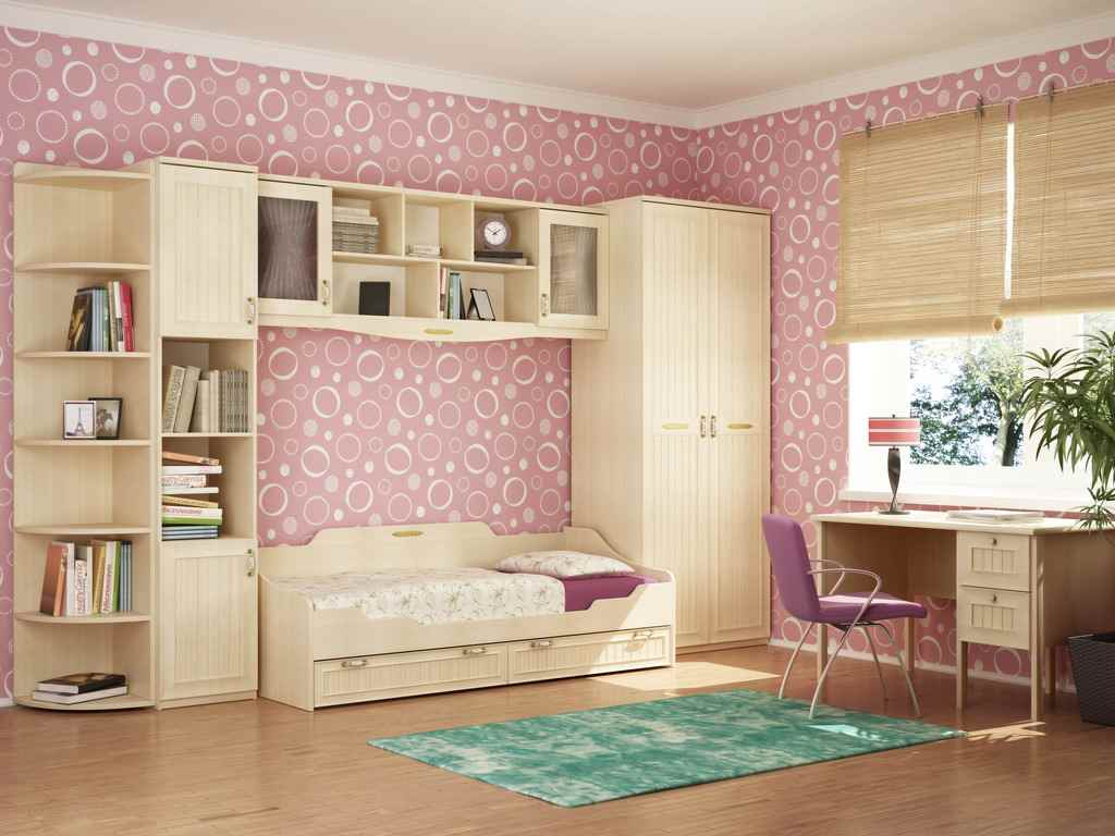 version of the unusual decor of a child’s room for a girl
