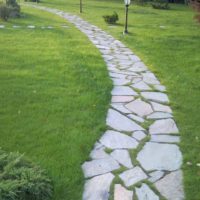 example of the use of unusual garden paths photo