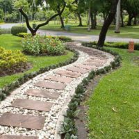 Variant of application of bright garden paths in landscape design photo