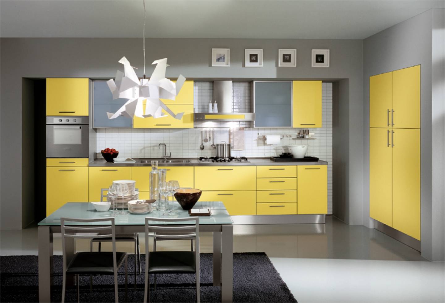 the option of using light yellow in the interior of the room