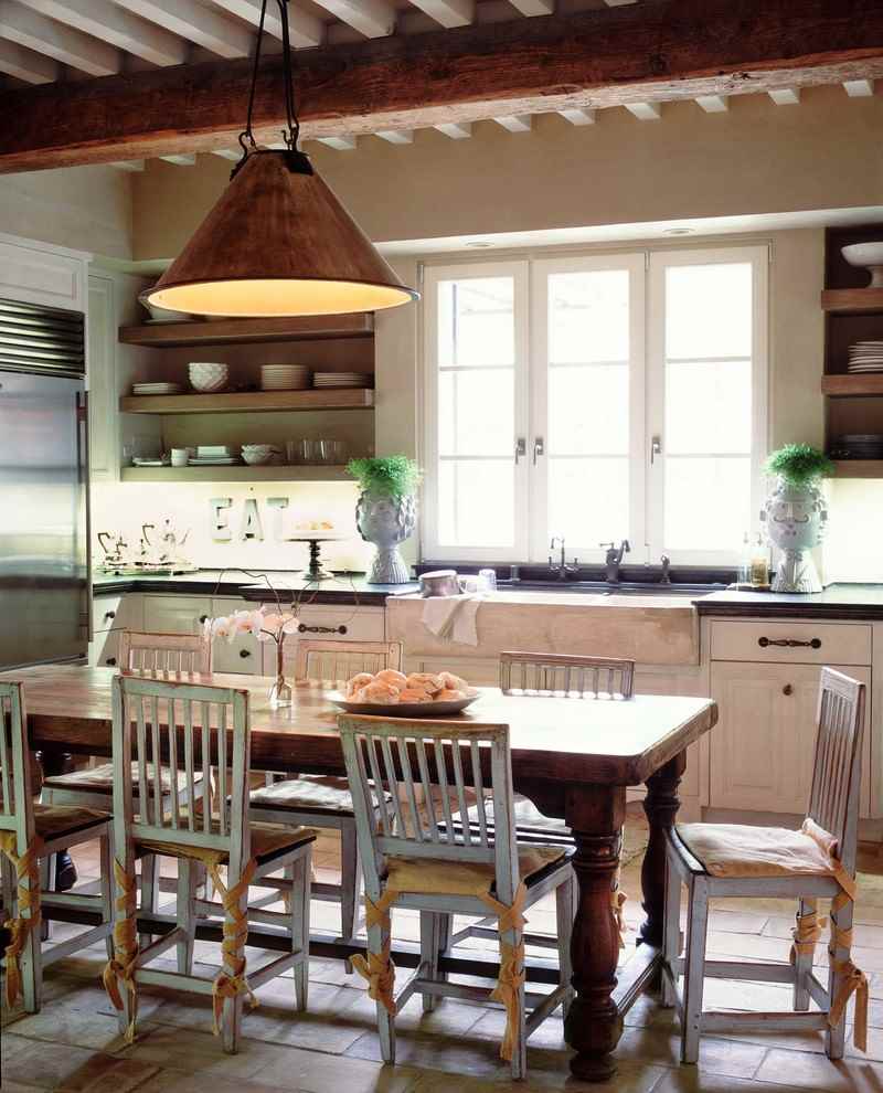 the idea of ​​an unusual design of a rustic kitchen