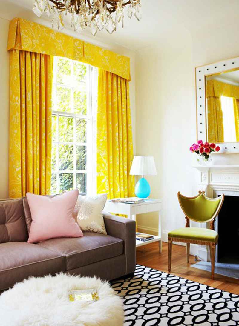 an example of the use of unusual yellow in room design