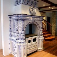 the idea of ​​using an unusual Russian stove in modern design