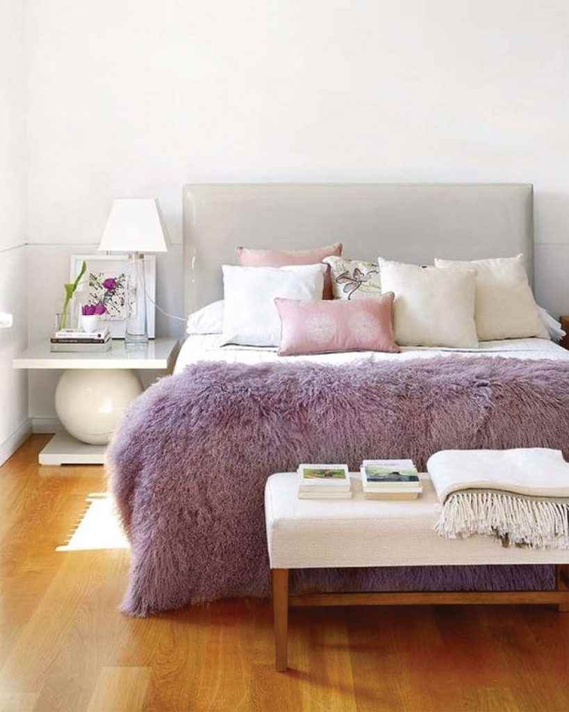 example of using a beautiful lilac color in design