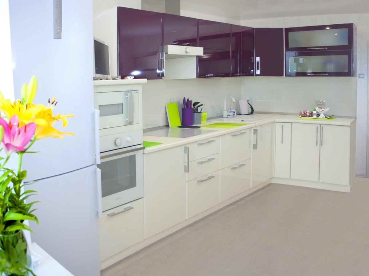 option of light design of the kitchen 12 sq.m