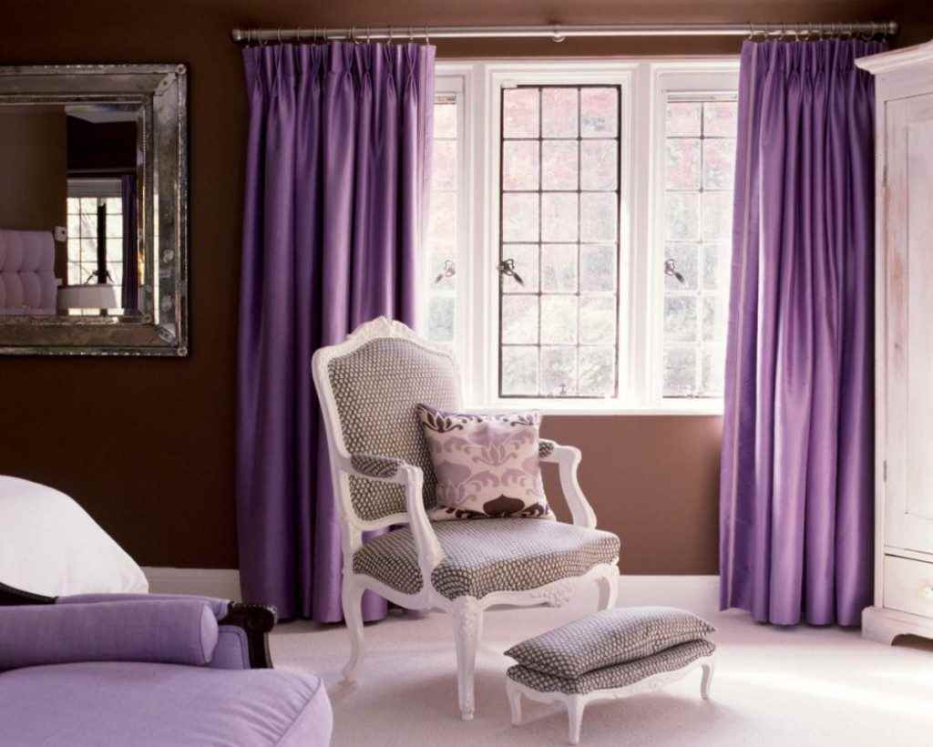the idea of ​​using a bright lilac color in the interior