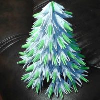 example of creating a beautiful Christmas tree from paper yourself photo