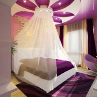 design small bedroom canopy bed