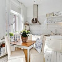 Cozy decor in the Provence style dining room