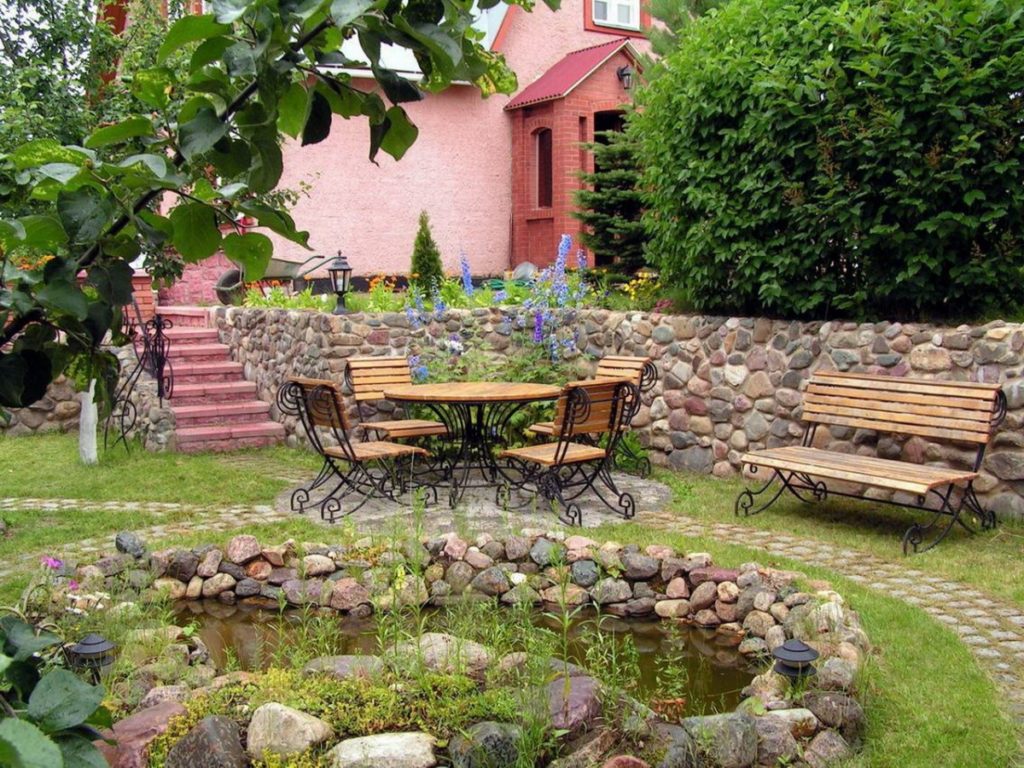 Garden seating and stone retaining wall