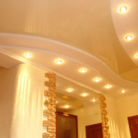 Stretch ceiling and lights in the hallway