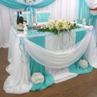 DIY table decoration for the bride and groom