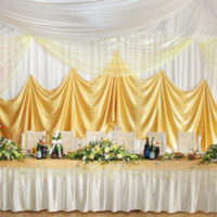 Stylish design of the wedding table