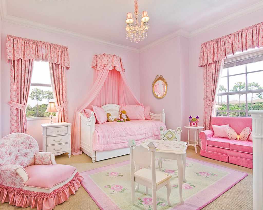 option of a bright bedroom style for a girl