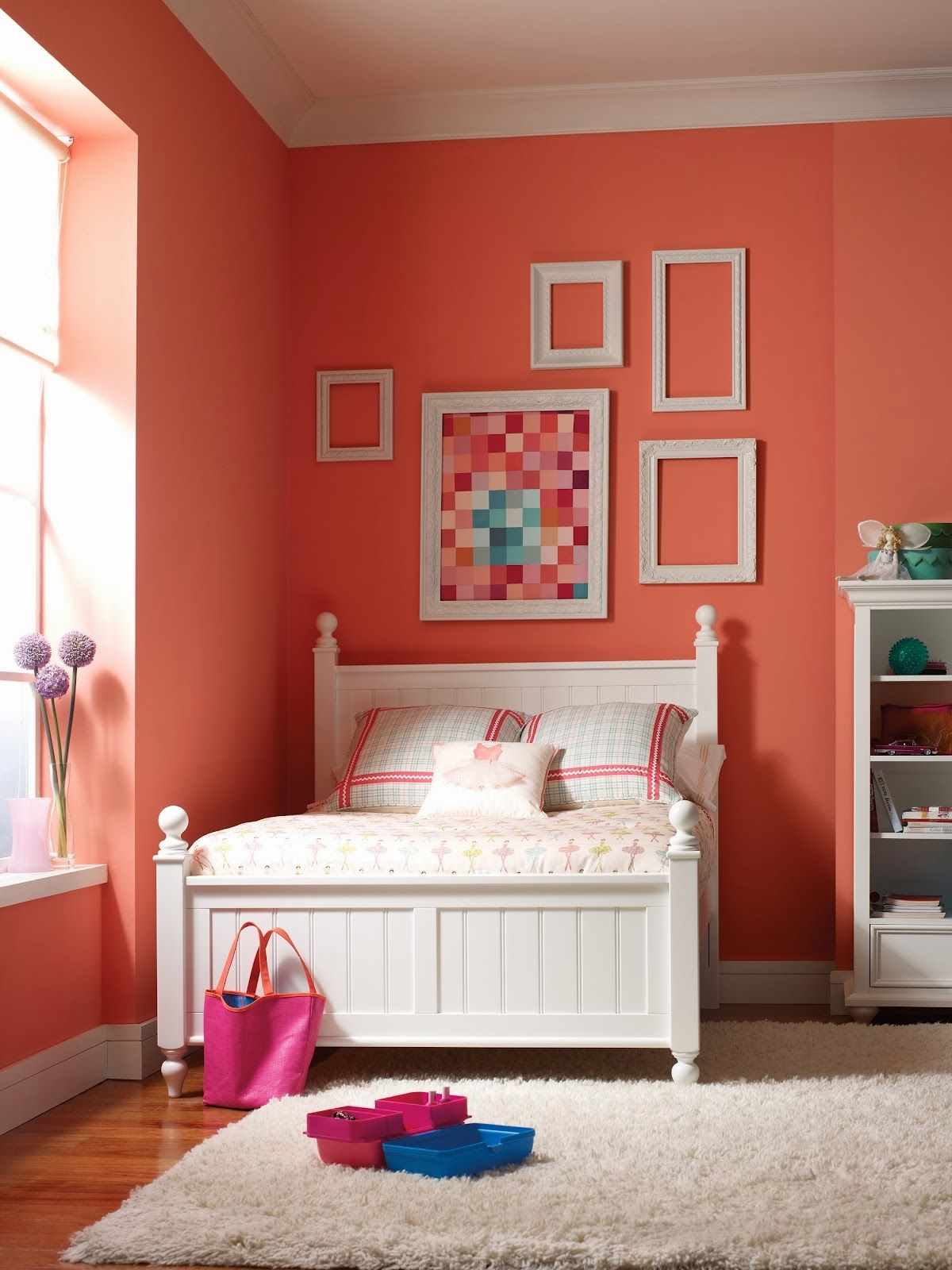 option to combine bright peach color in the style of the apartment