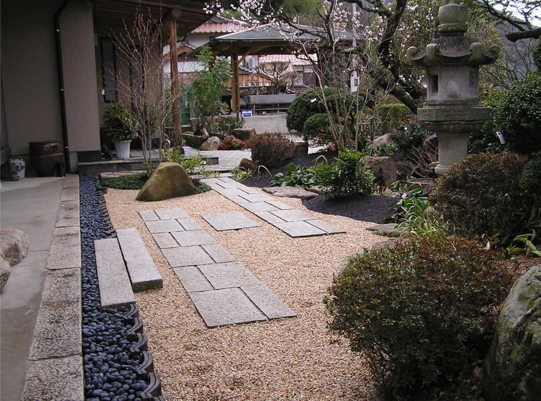 Do-it-yourself Japanese-style garden decoration