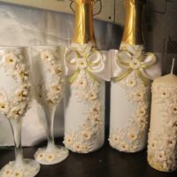 Modanature di champagne per matrimoni