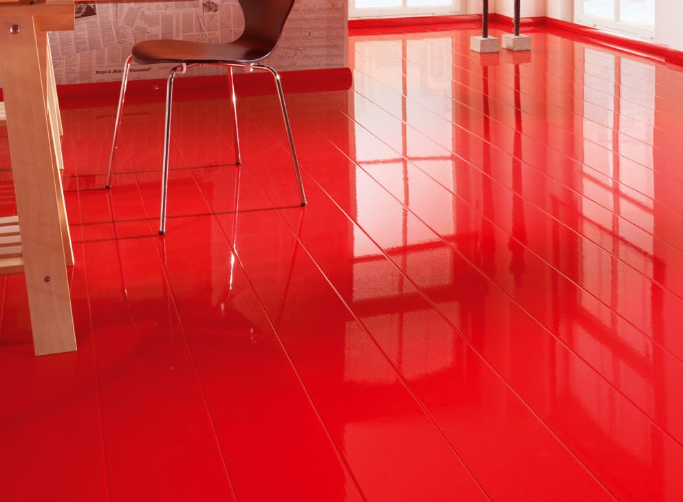 Glossy laminate in red