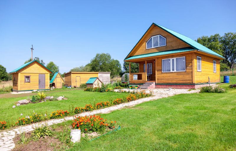 Design of a summer cottage in the Russian style