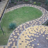 Colored paving stones for paving garden paths