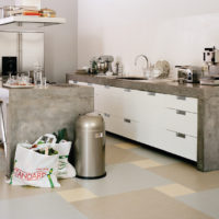 Gray and pastel colors in the interior of the kitchen