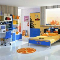 Orange and blue colors in the design of the children's room