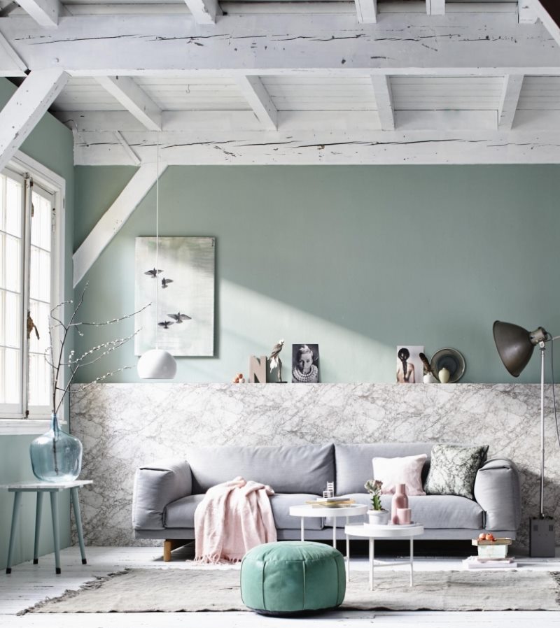 The use of mint color in the design of the living room