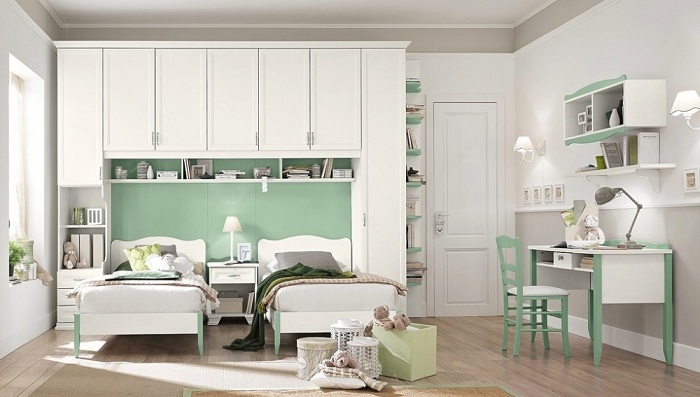 White bedroom design with mint accents