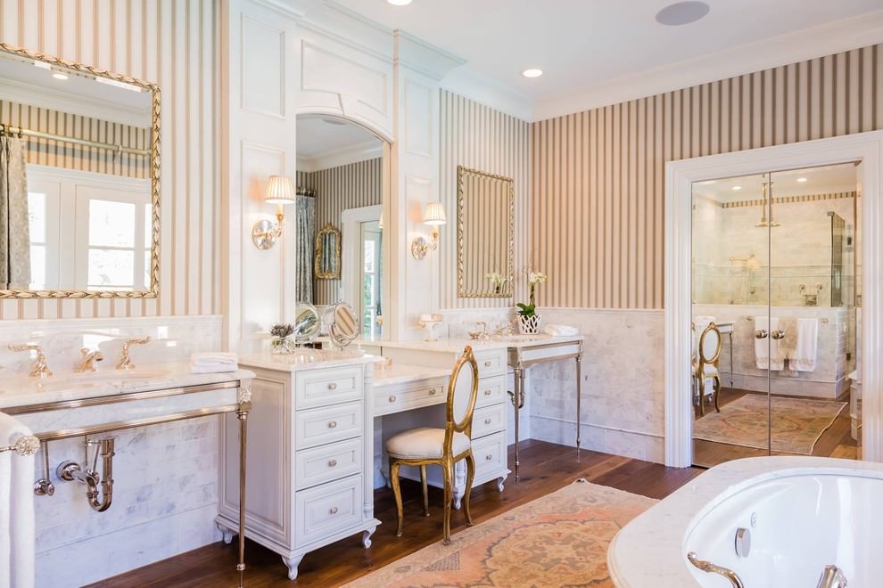 striped wallpaper in the classic style bathroom