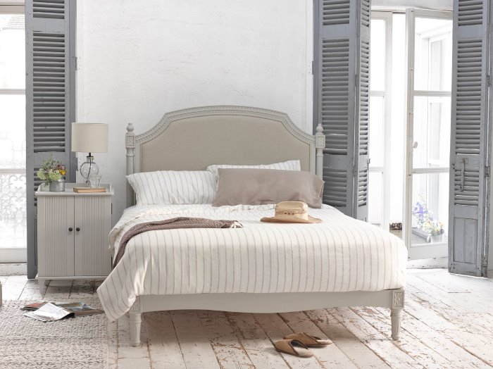 DIY Provence style bedroom interior