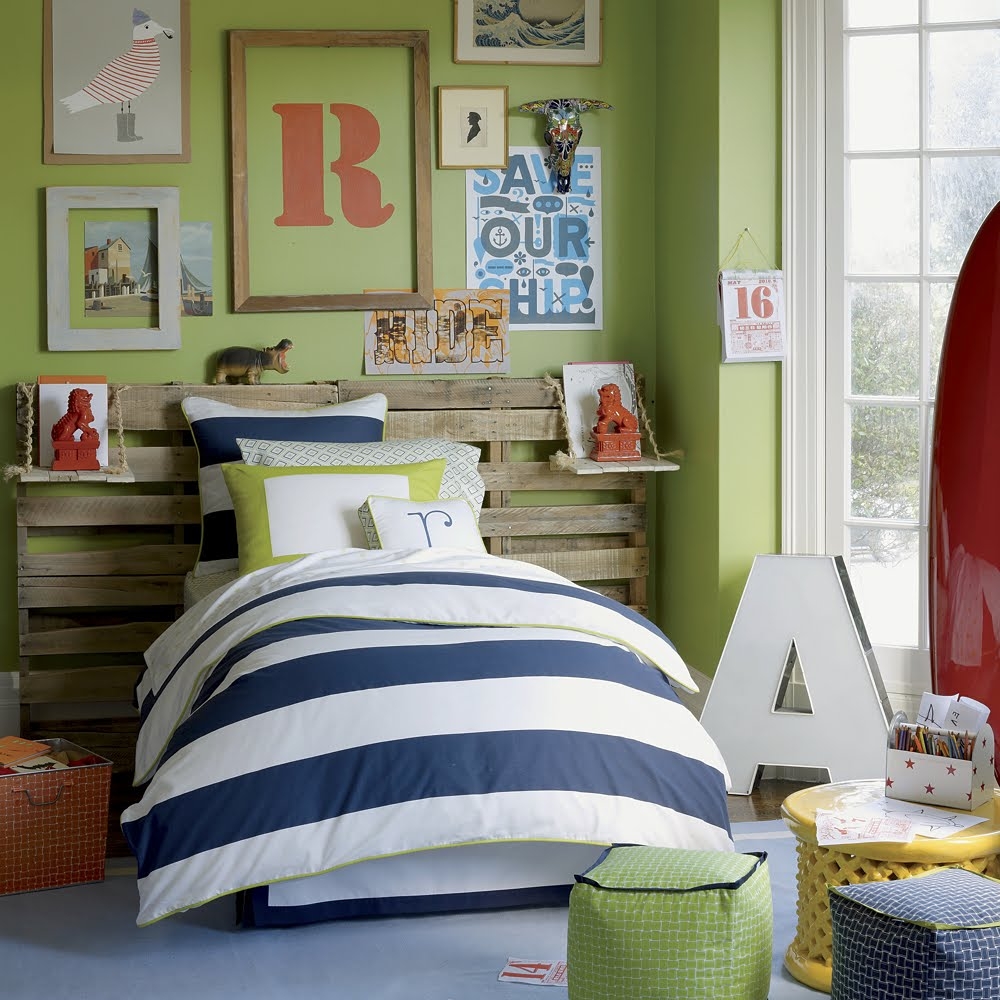 Room design for teenagers