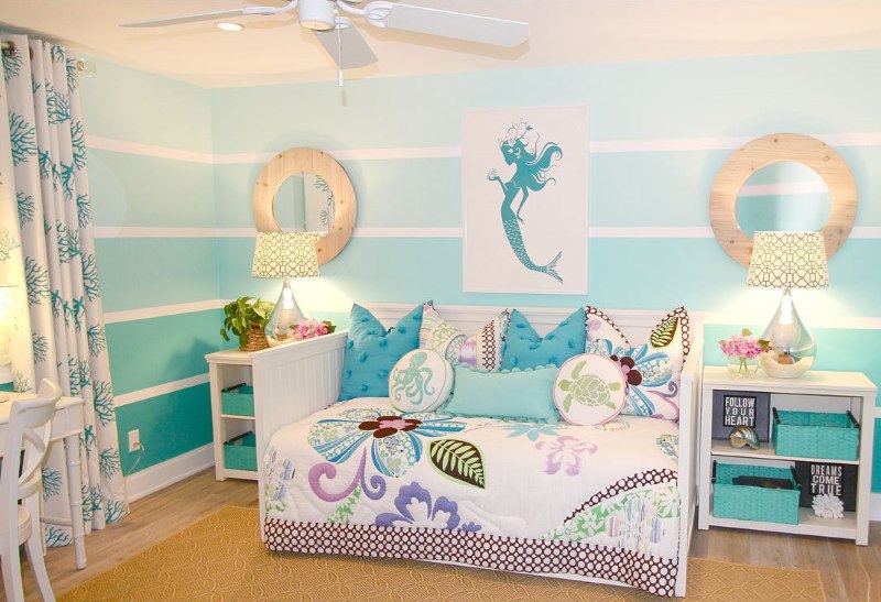 Room decoration for a girl in marine style