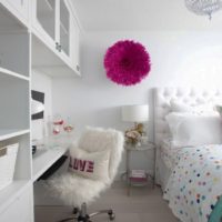 White room decoration for a child over 13 years old