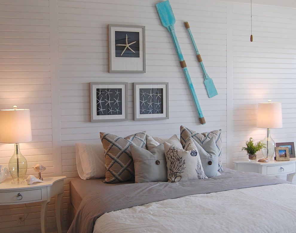 Design of a bedroom in marine style