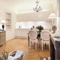 The design of the dining area in the spirit of classicism