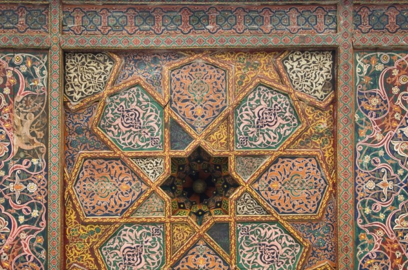 Decorative panel for interior decoration in Morocco style