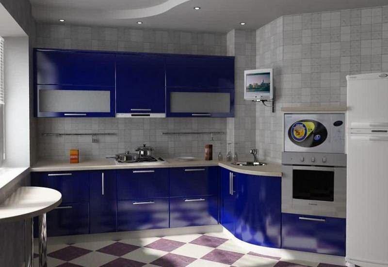 Kitchen unit with blue glossy facades