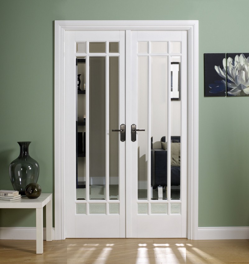 White double door with glass inserts