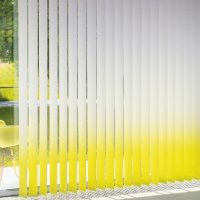 Vertical blinds with color transition