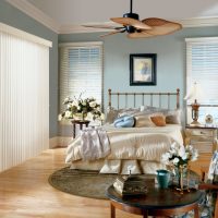 Window blinds in provence style bedroom