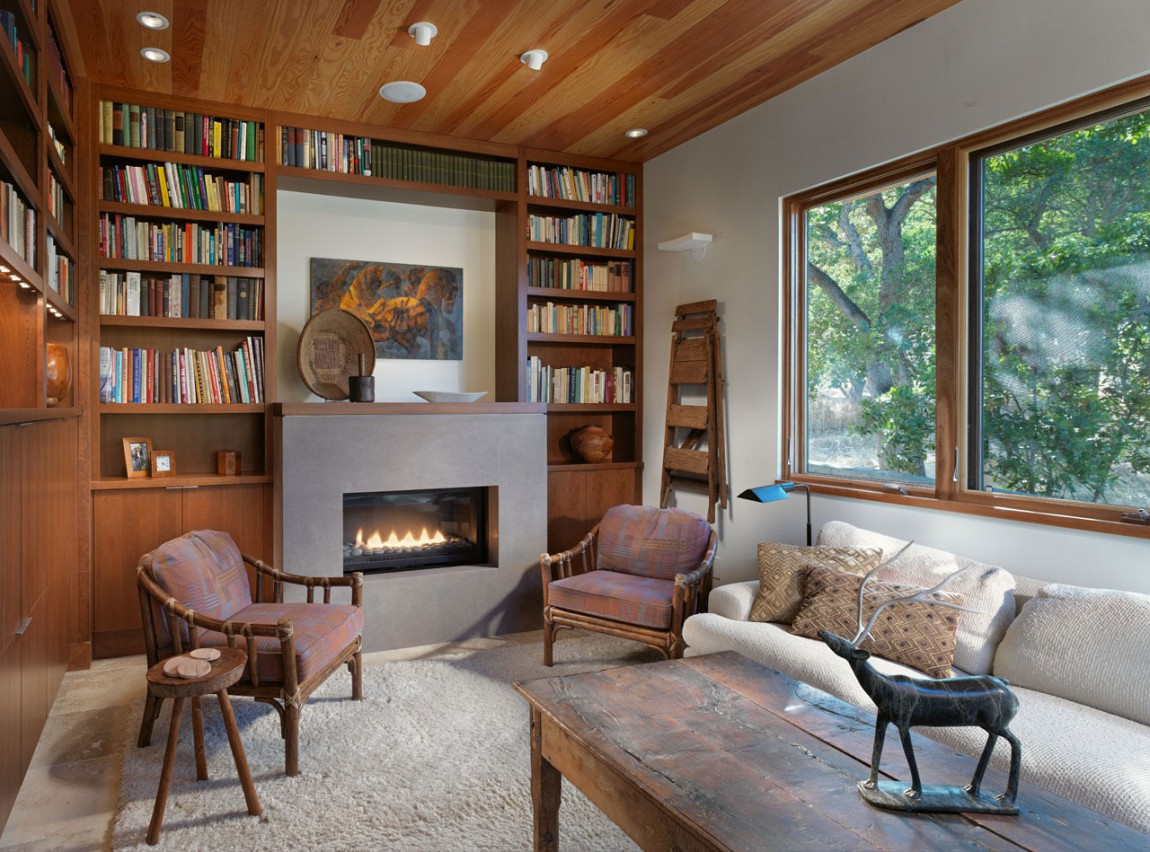 A fireplace in the libraries of a private house