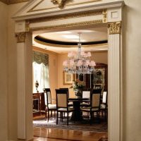 Multi-tiered chandelier over the dining table