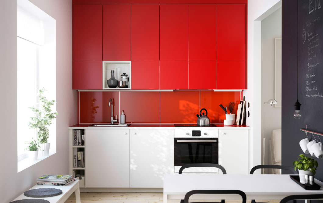 Kitchen furniture with red doors