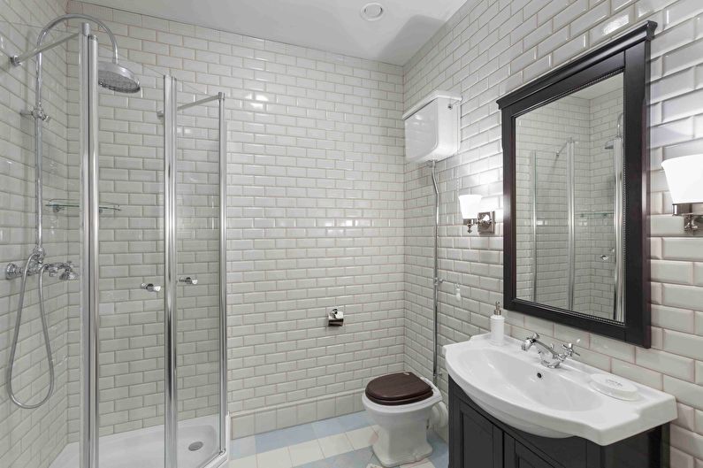 Design a bathroom with a toilet in a classic style