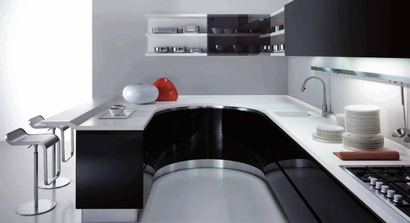 C-shaped high-tech kitchen
