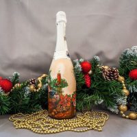 Christmas champagne decor